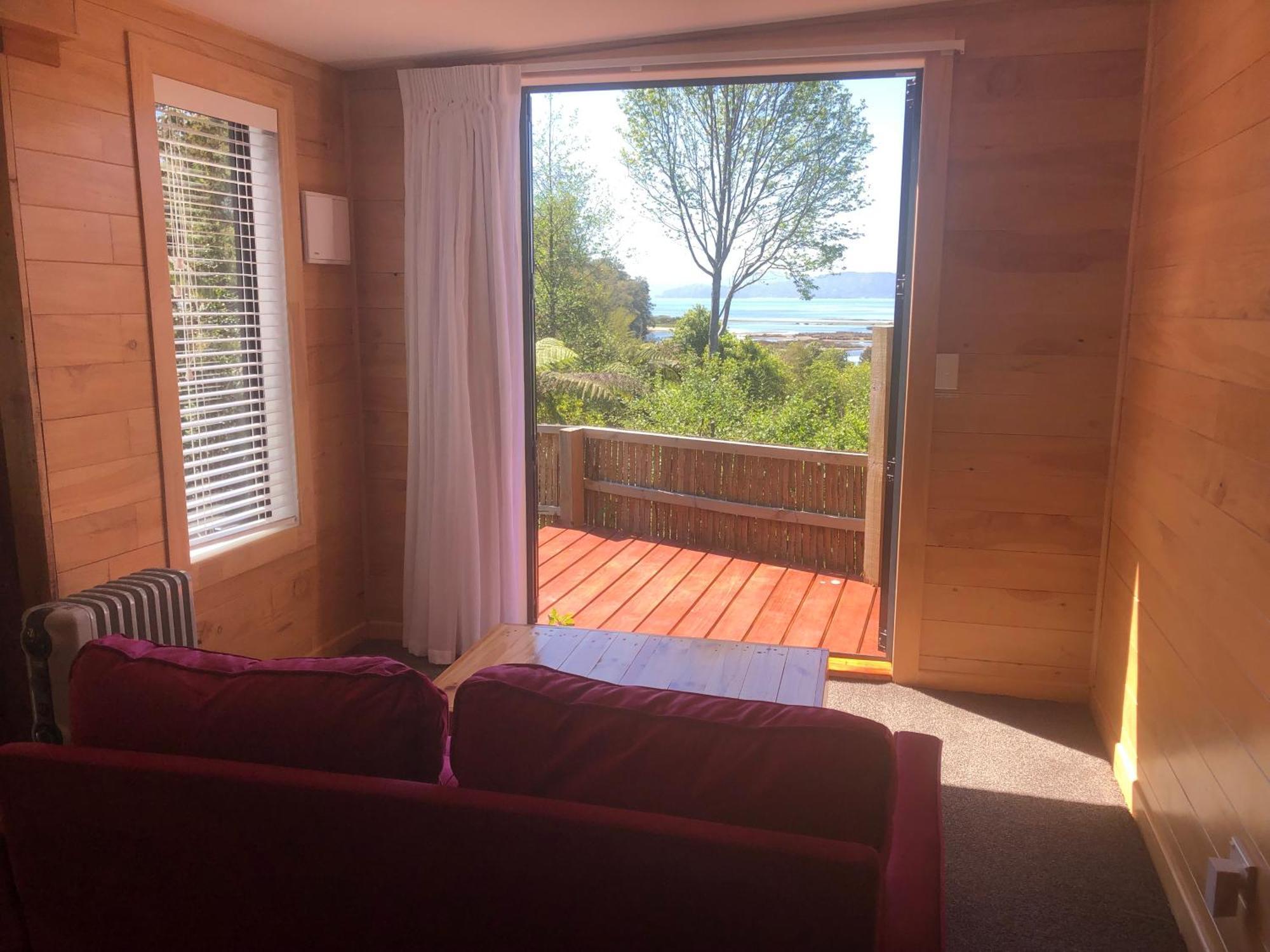 Heron Hideaway At First Light Rangihaeata Retreat מראה חיצוני תמונה